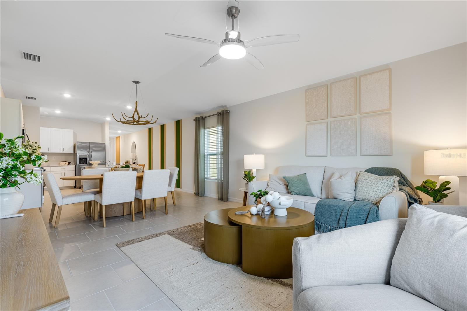 3534 Ambersweet Xing Property Photo 17