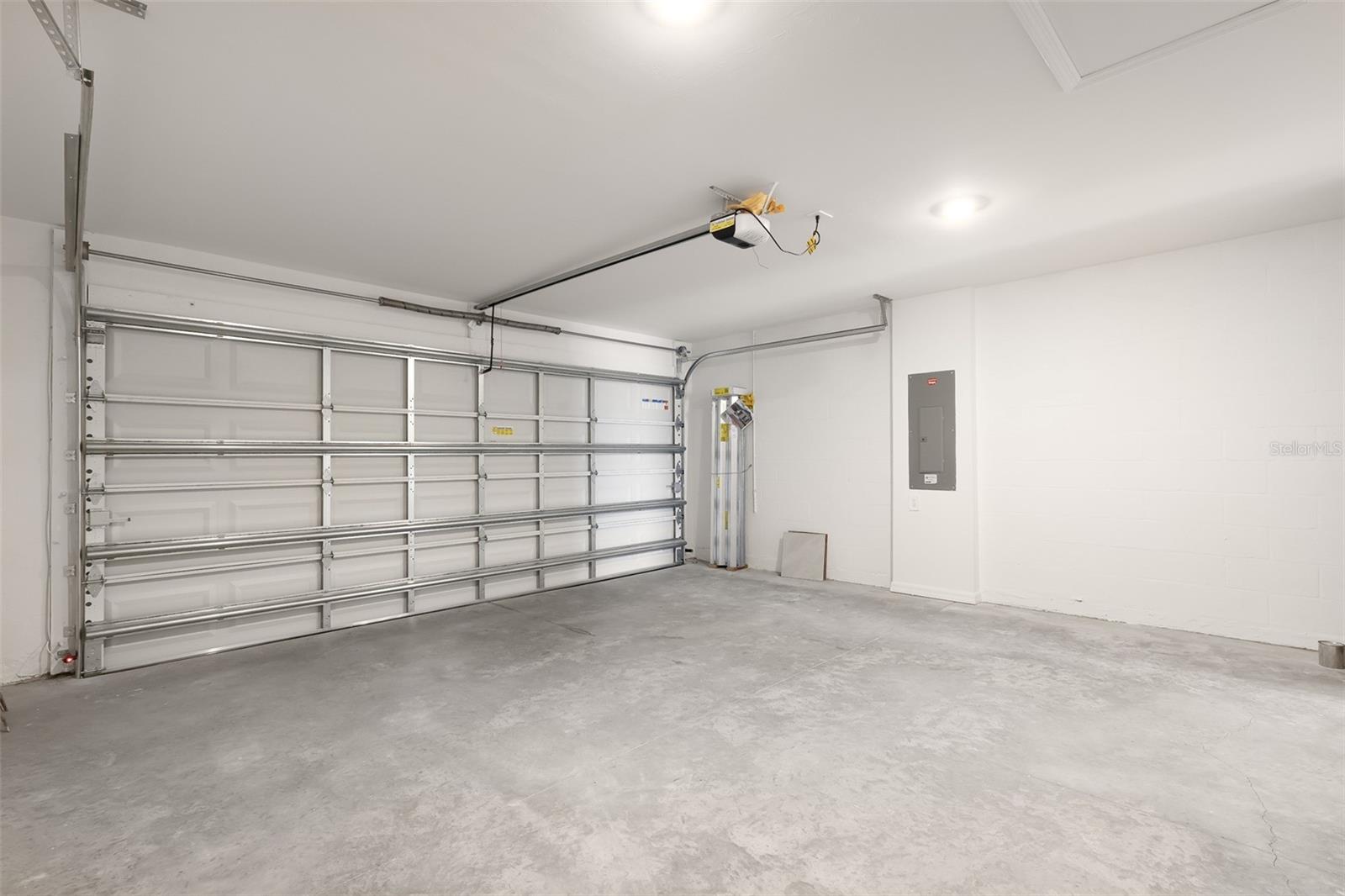 3534 Ambersweet Xing Property Photo 43