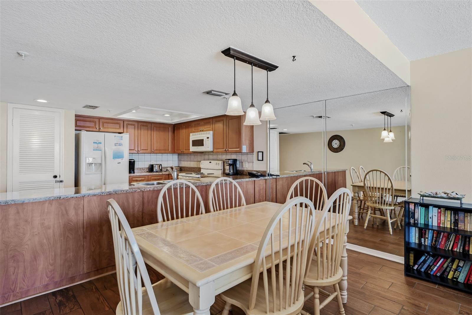 17200 Gulf Blvd #202 Property Photo 12