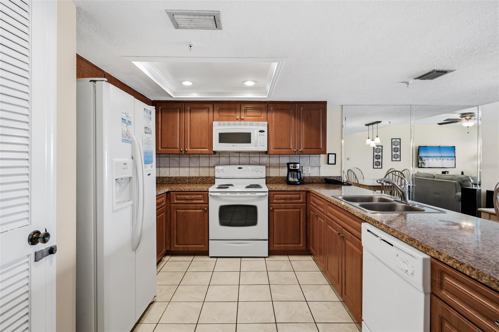 17200 Gulf Blvd #202 Property Photo 17