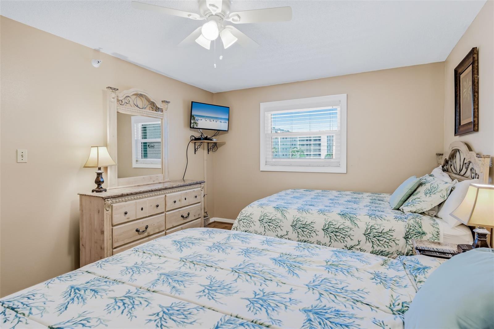 17200 Gulf Blvd #202 Property Photo 20