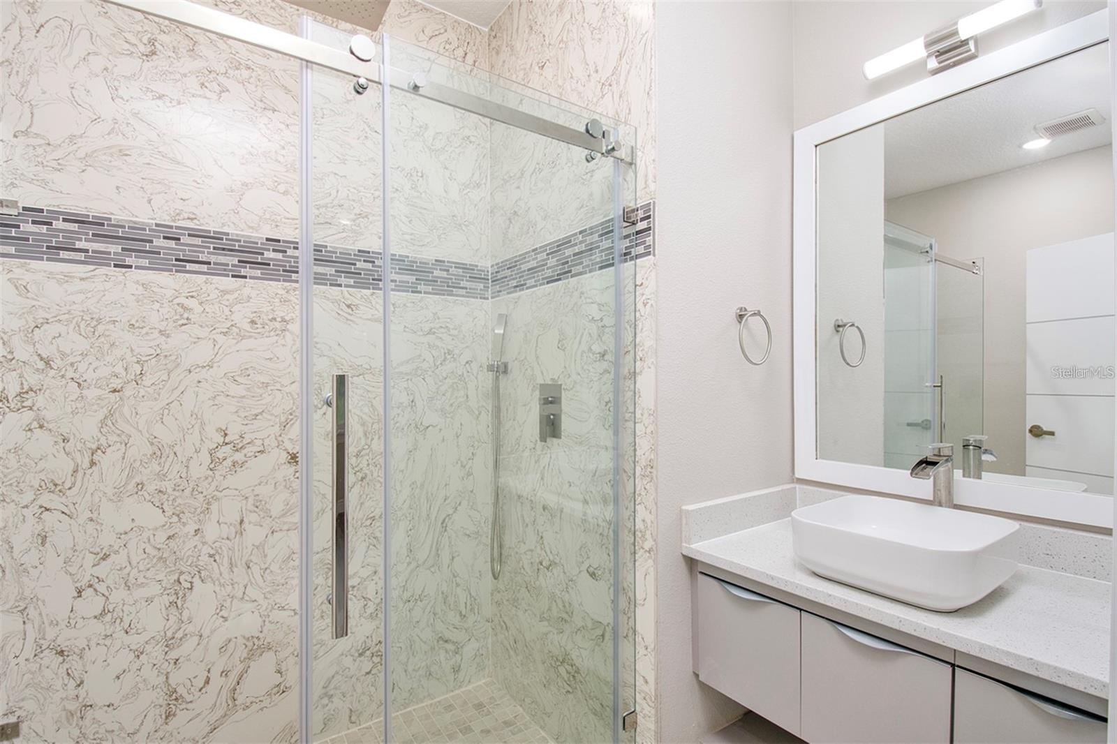 1815 Brentwood Ct Property Photo 34