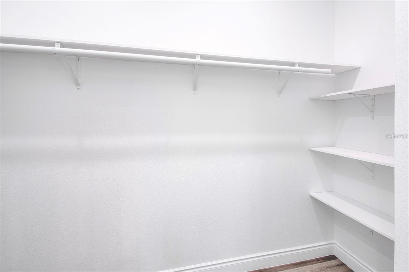 1815 Brentwood Ct Property Photo 36