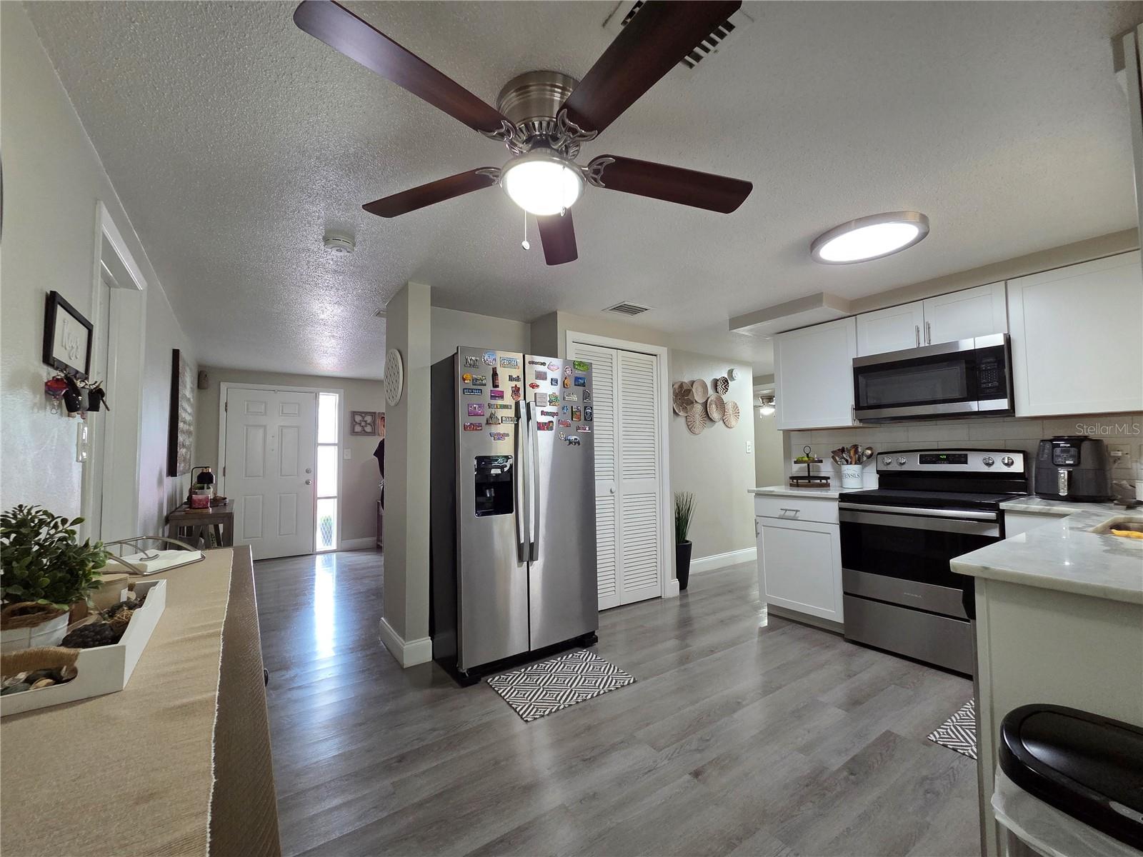 4834 Gaslight Ave Property Photo 6