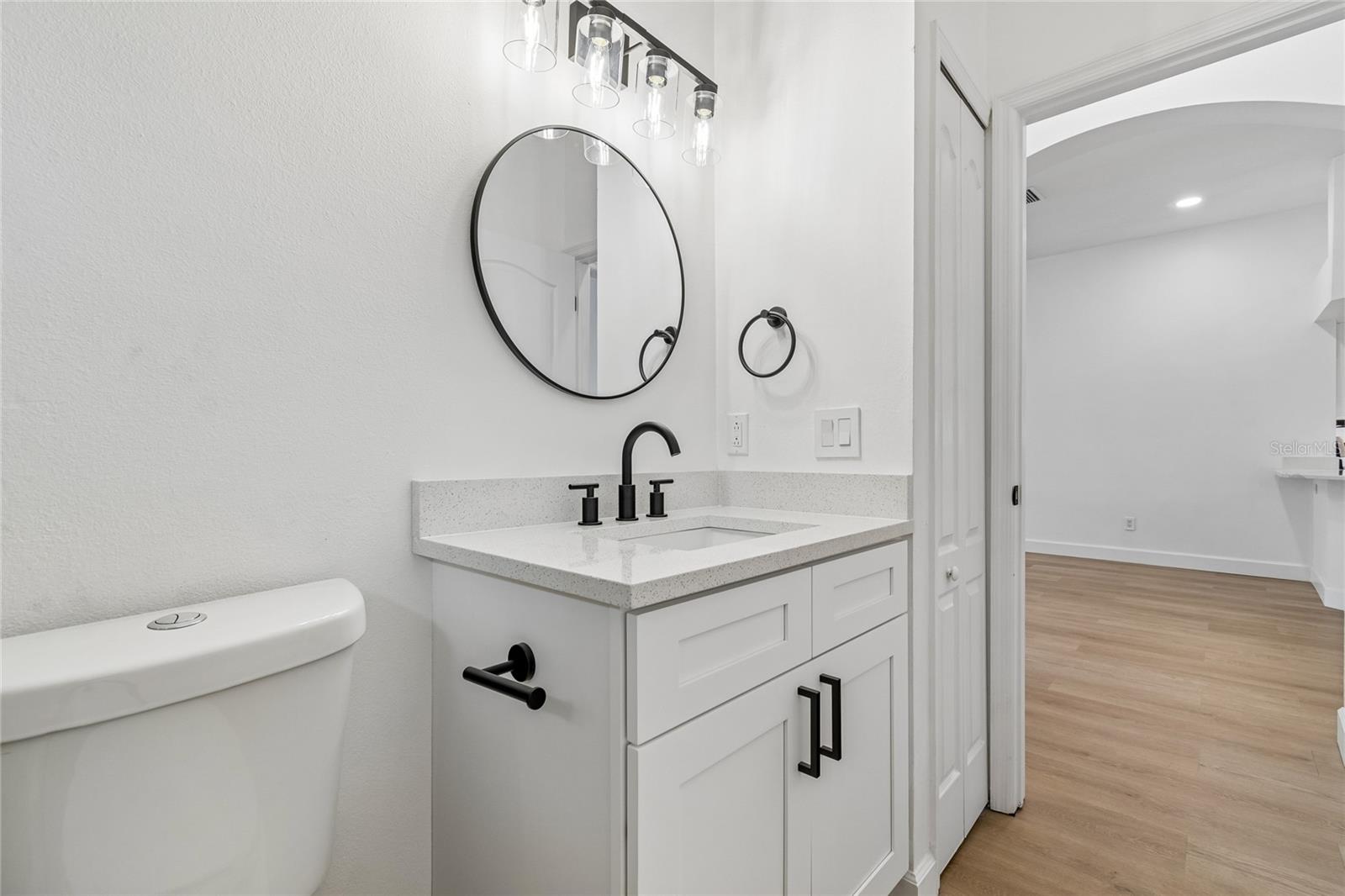 3041 Beaver Pond Trl Property Photo 21