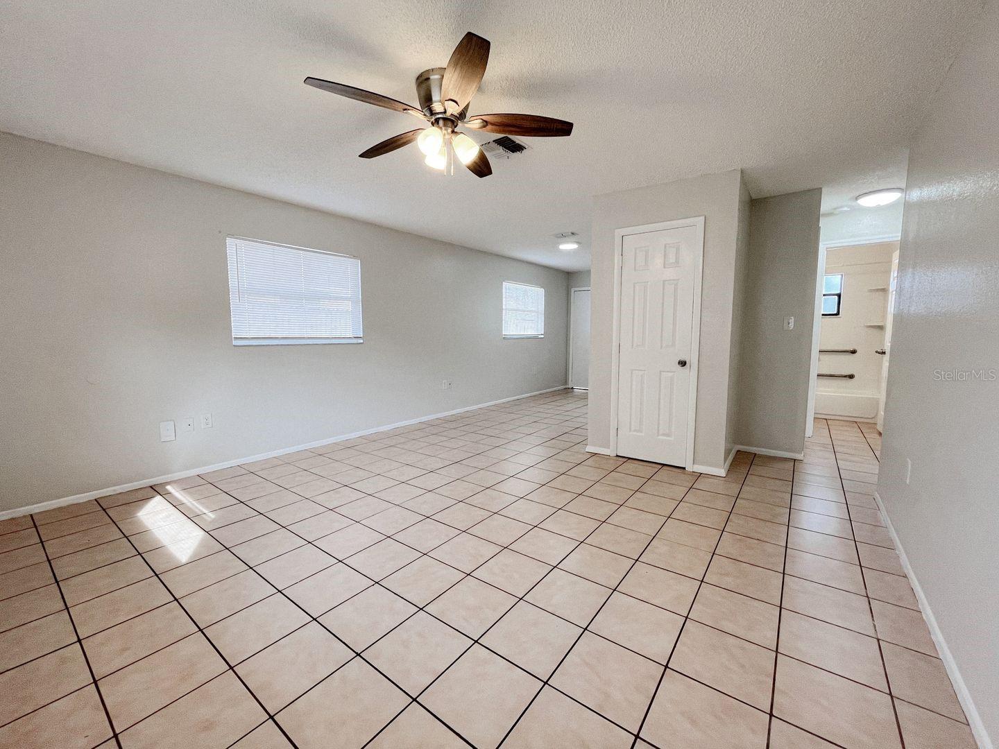 5723 Silver Spur Dr Property Photo 7