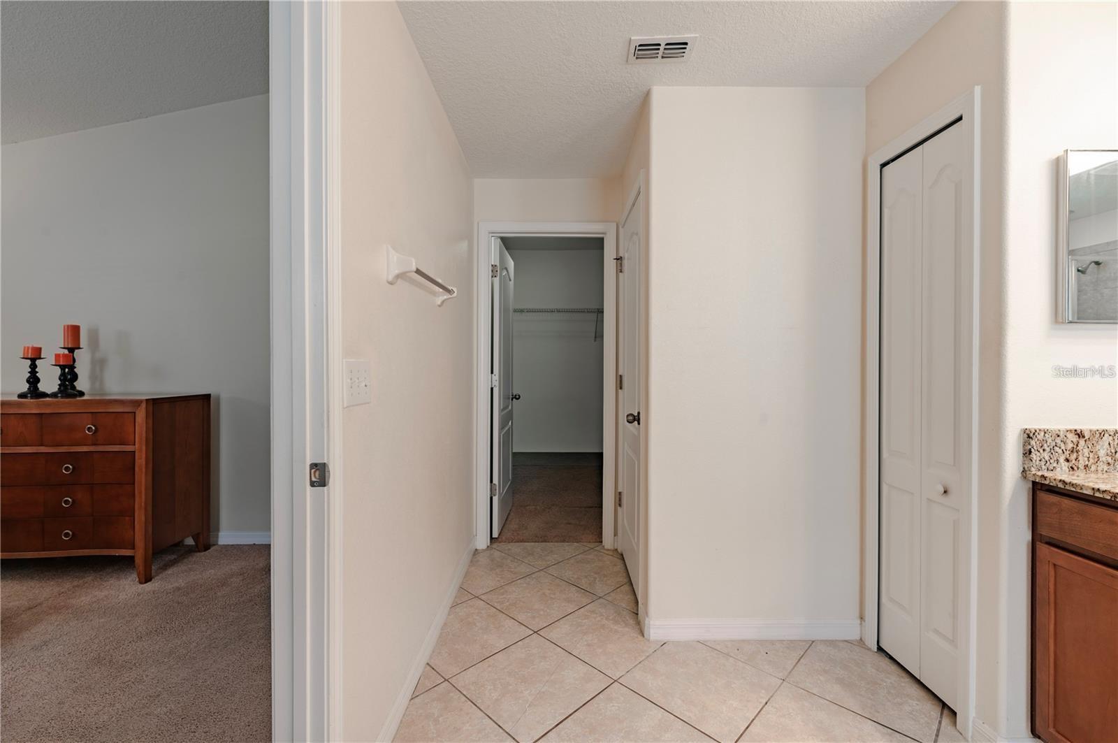 12116 Echo Basin Cv Property Photo 25
