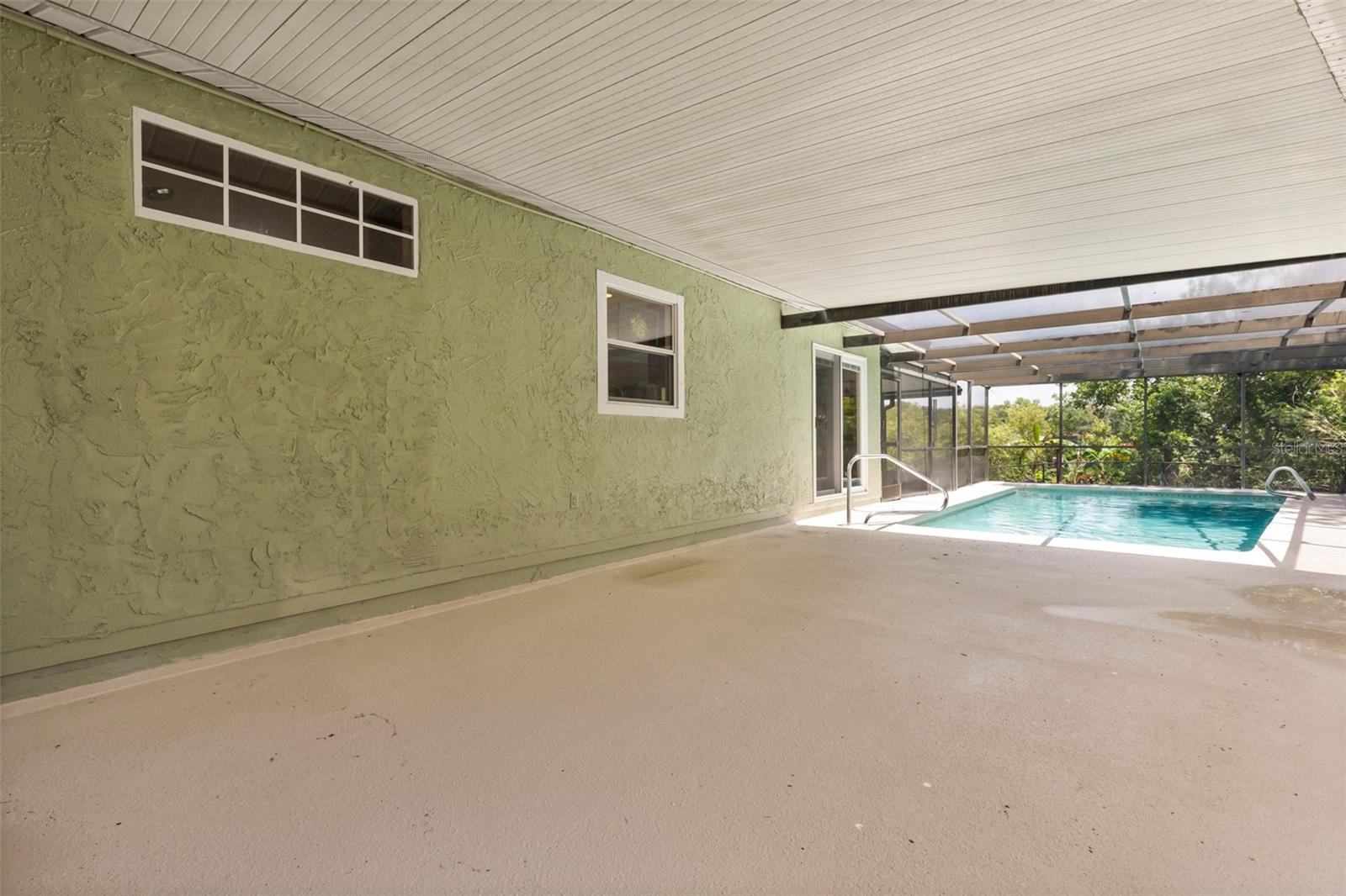 12512 Willow Tree Ave Property Photo 32