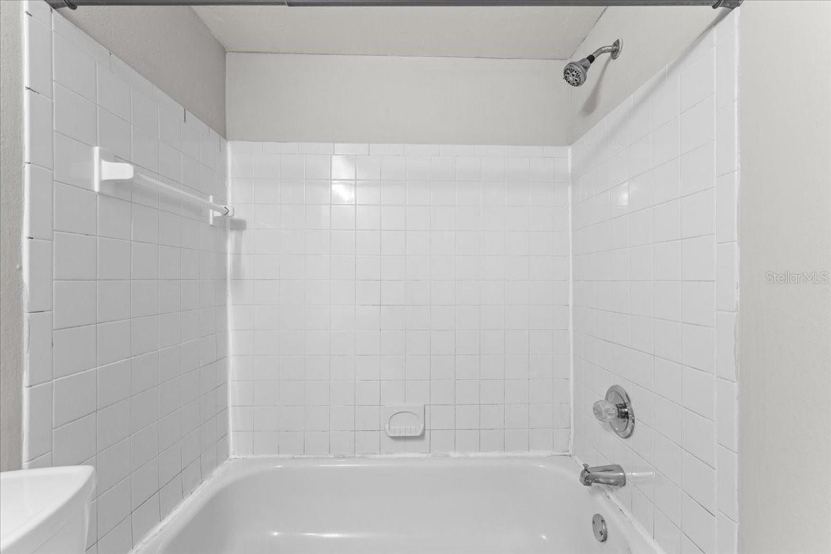 12407 Oak Cedar Pl #202 Property Photo 15