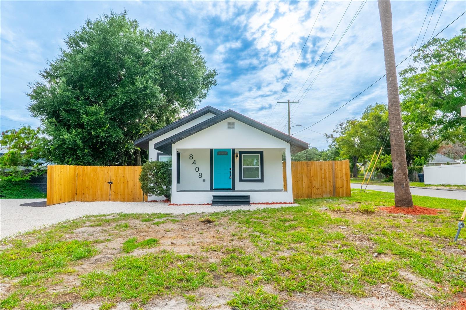 8408 N Seminole Ave Property Photo 1