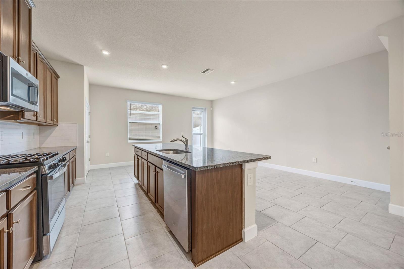 14478 Promenade Property Photo 12