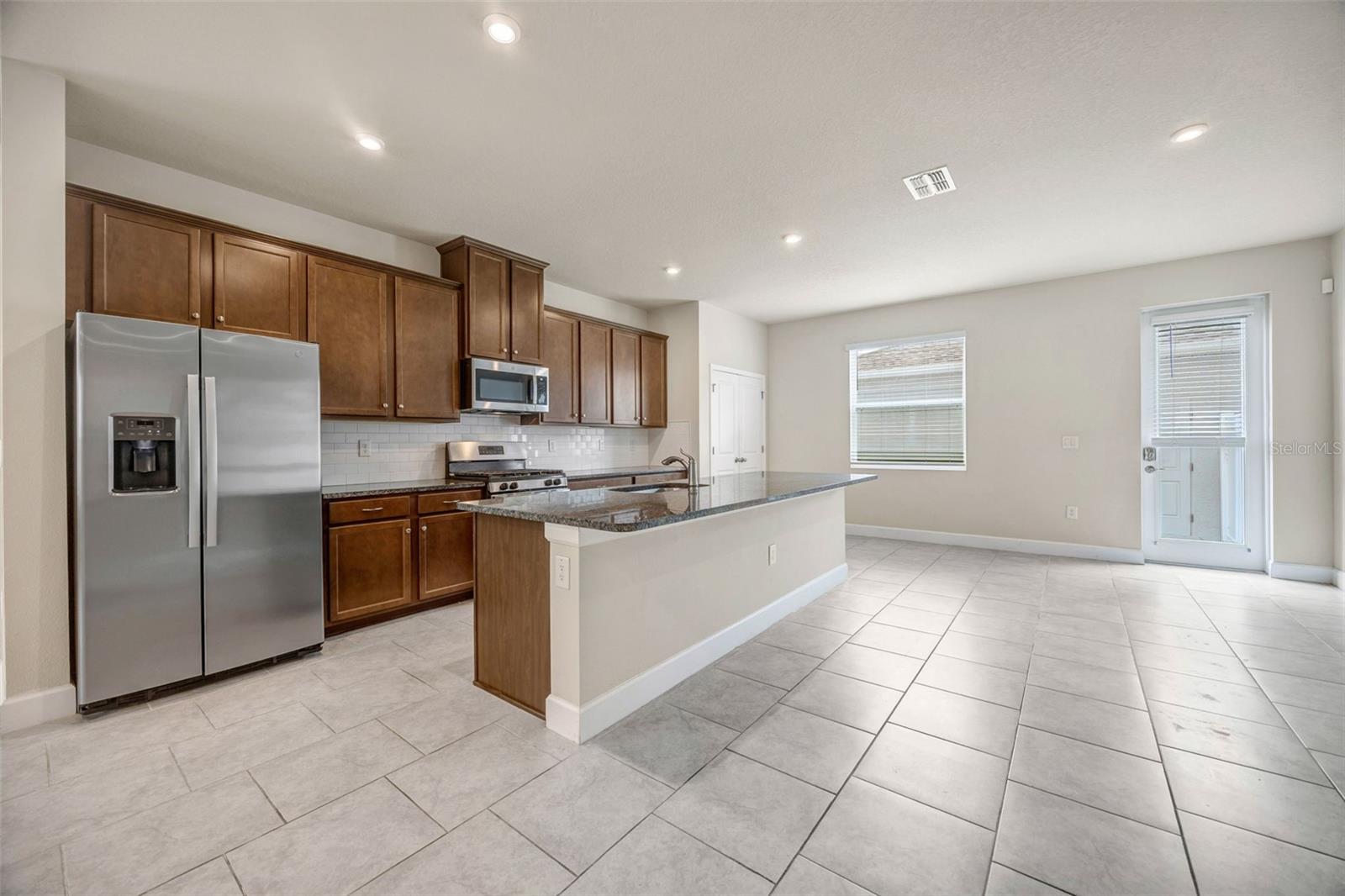 14478 Promenade Property Photo 14