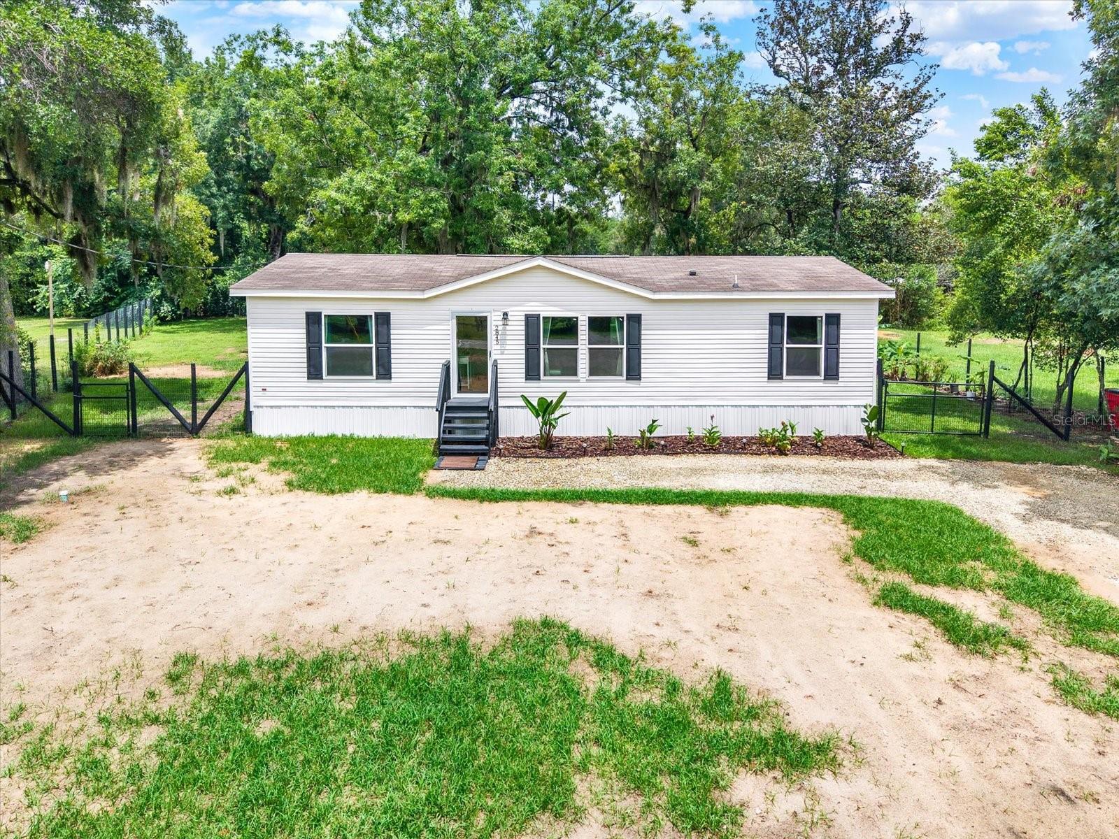 2845 N Lakefront Dr Property Photo 18