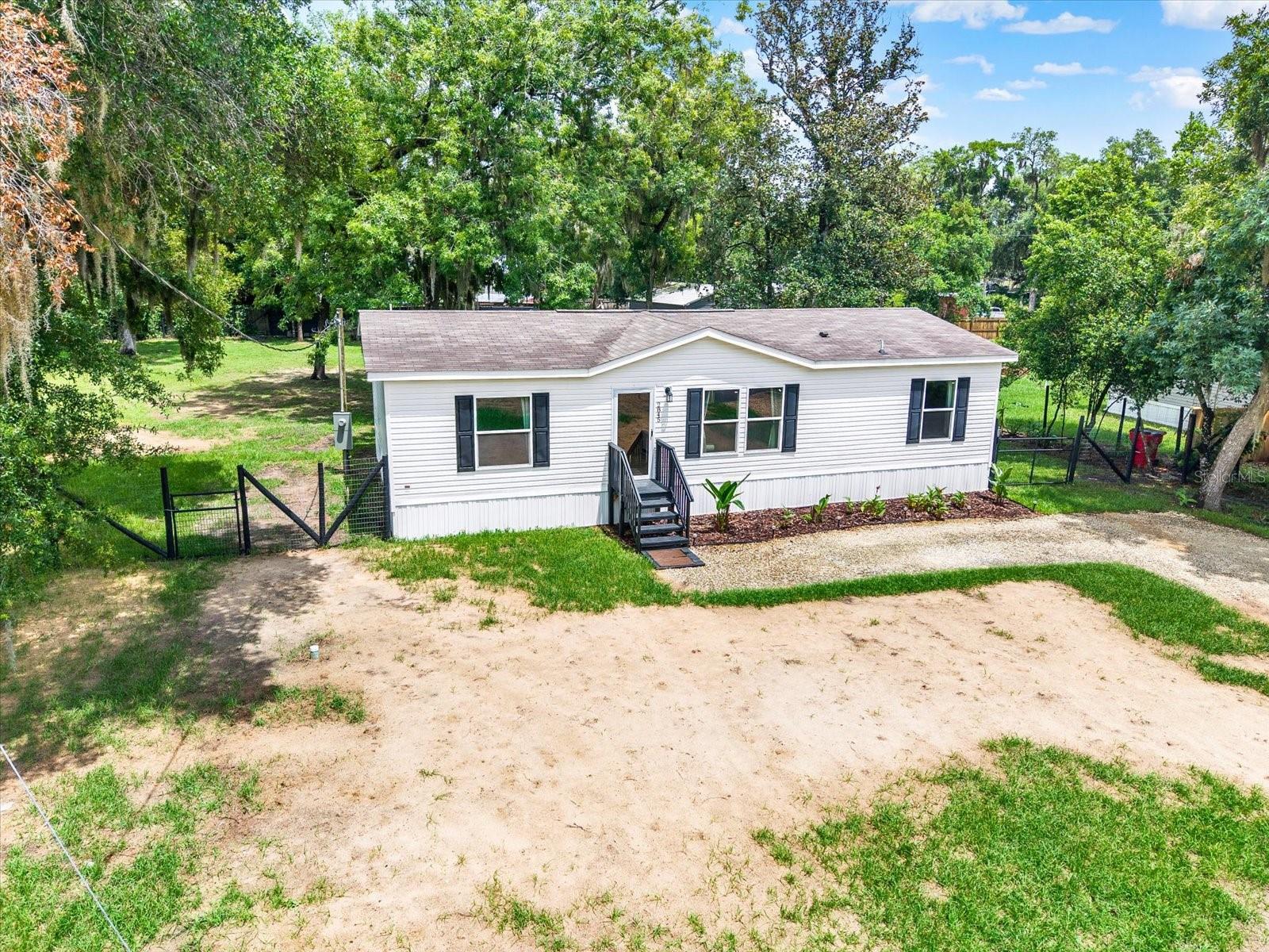 2845 N Lakefront Dr Property Photo 19