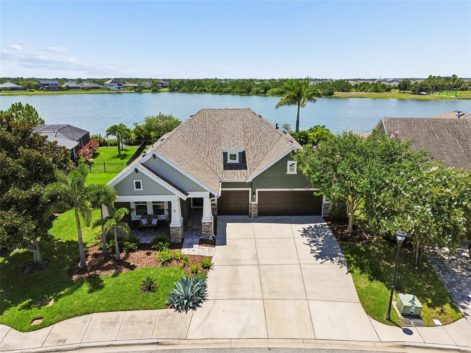 7223 HOURGLASS DR Property Photo 1
