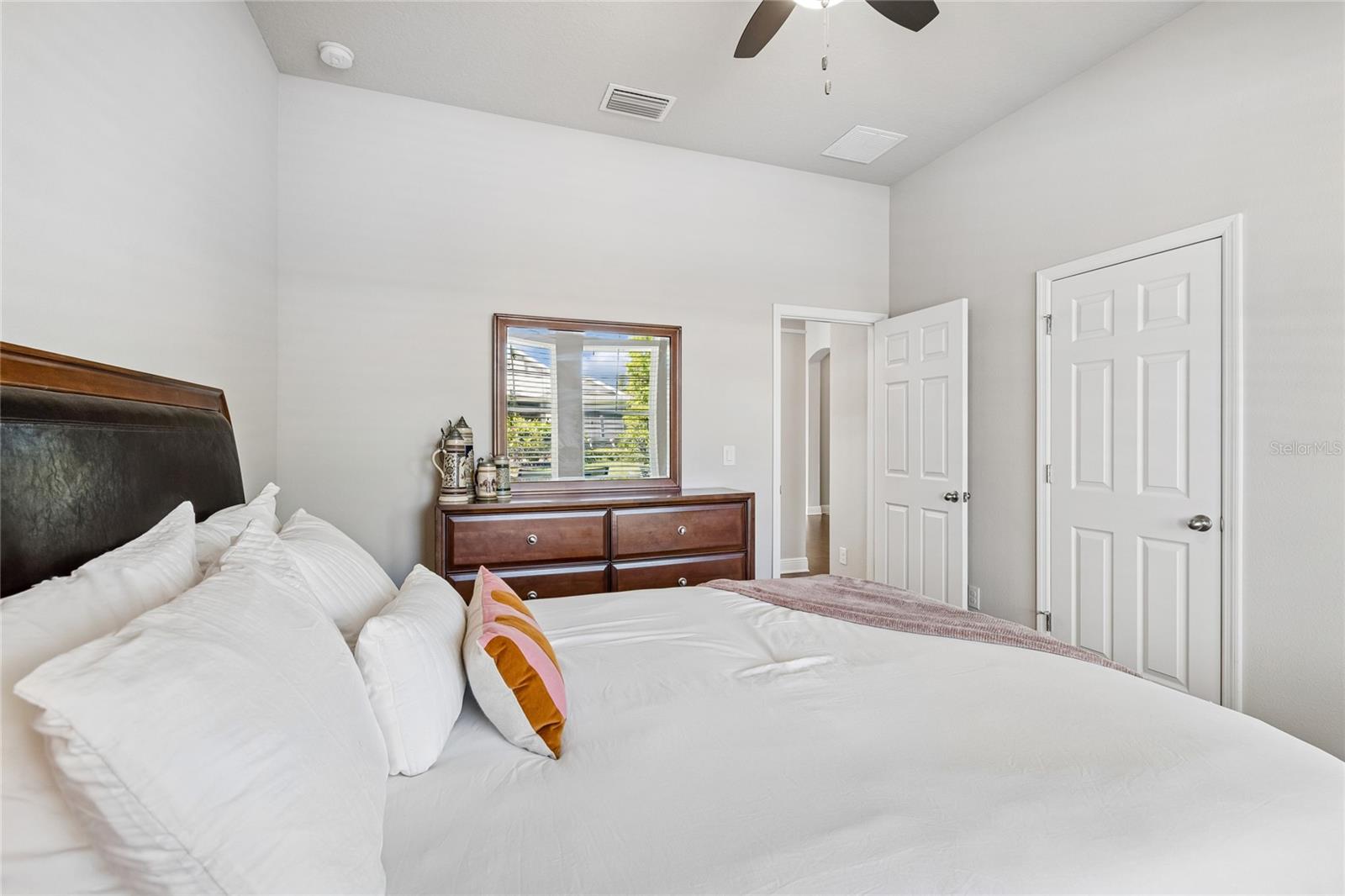 7223 Hourglass Dr Property Photo 25