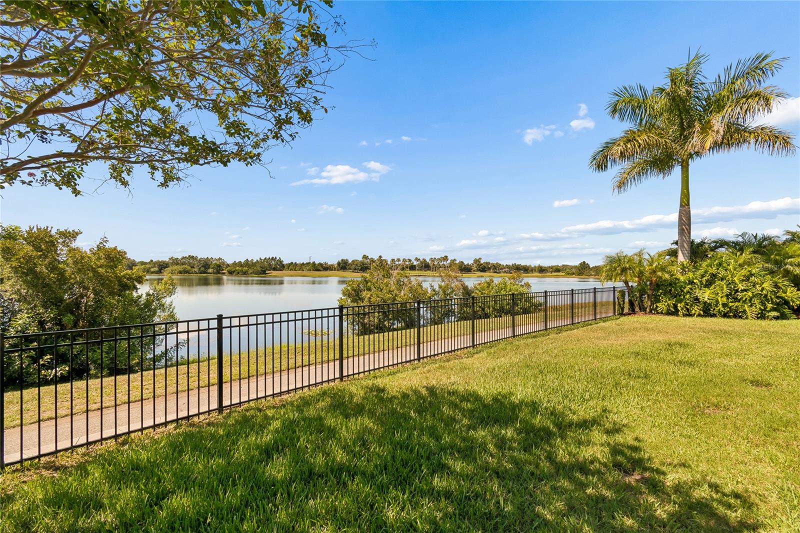 7223 Hourglass Dr Property Photo 37
