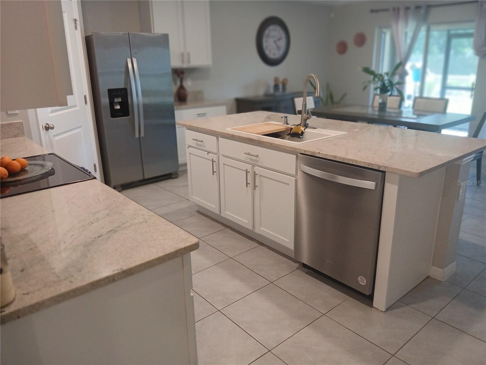 3719 Capri Coast Dr Property Photo 5
