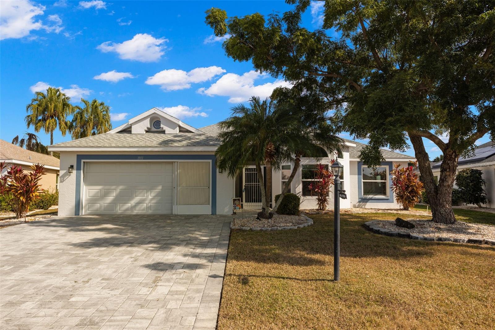 1911 E Del Webb Blvd Property Photo 1