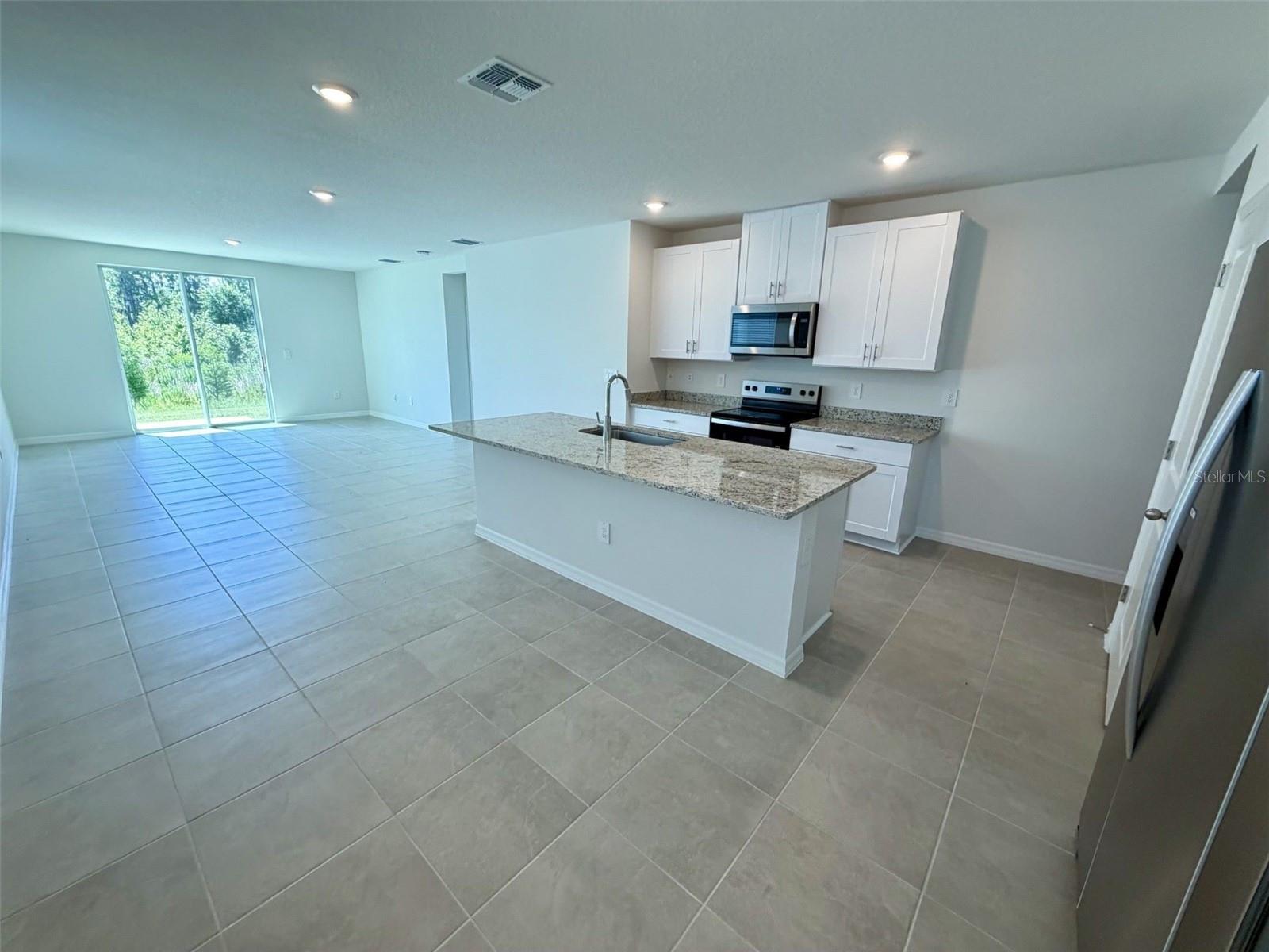 1483 Brekey Way Property Photo 3