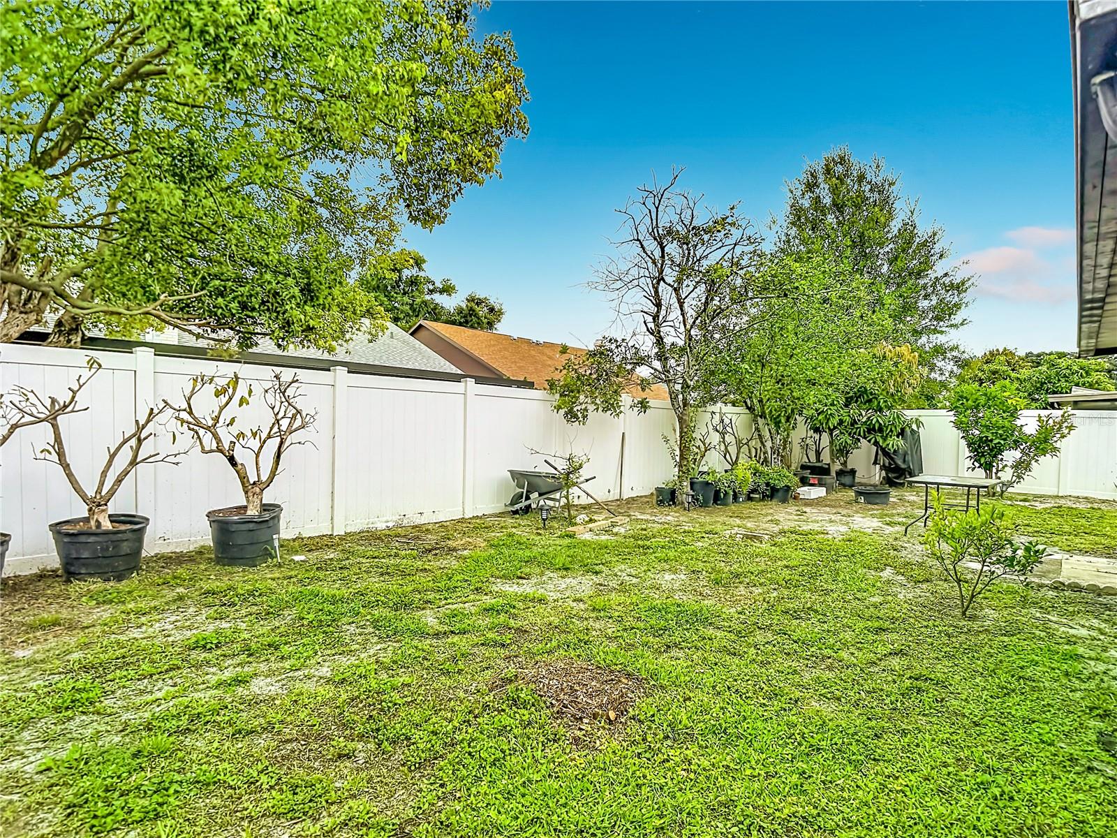 7110 Hollowell Dr Property Photo 32