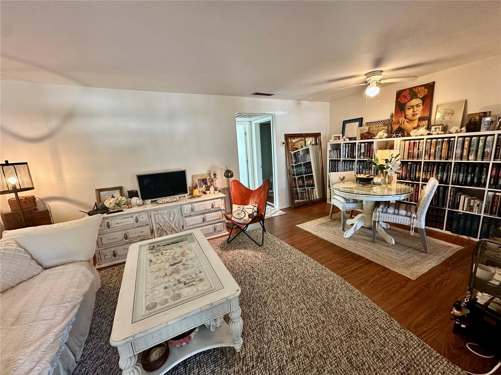 1221 Drew St #d9 Property Photo 3