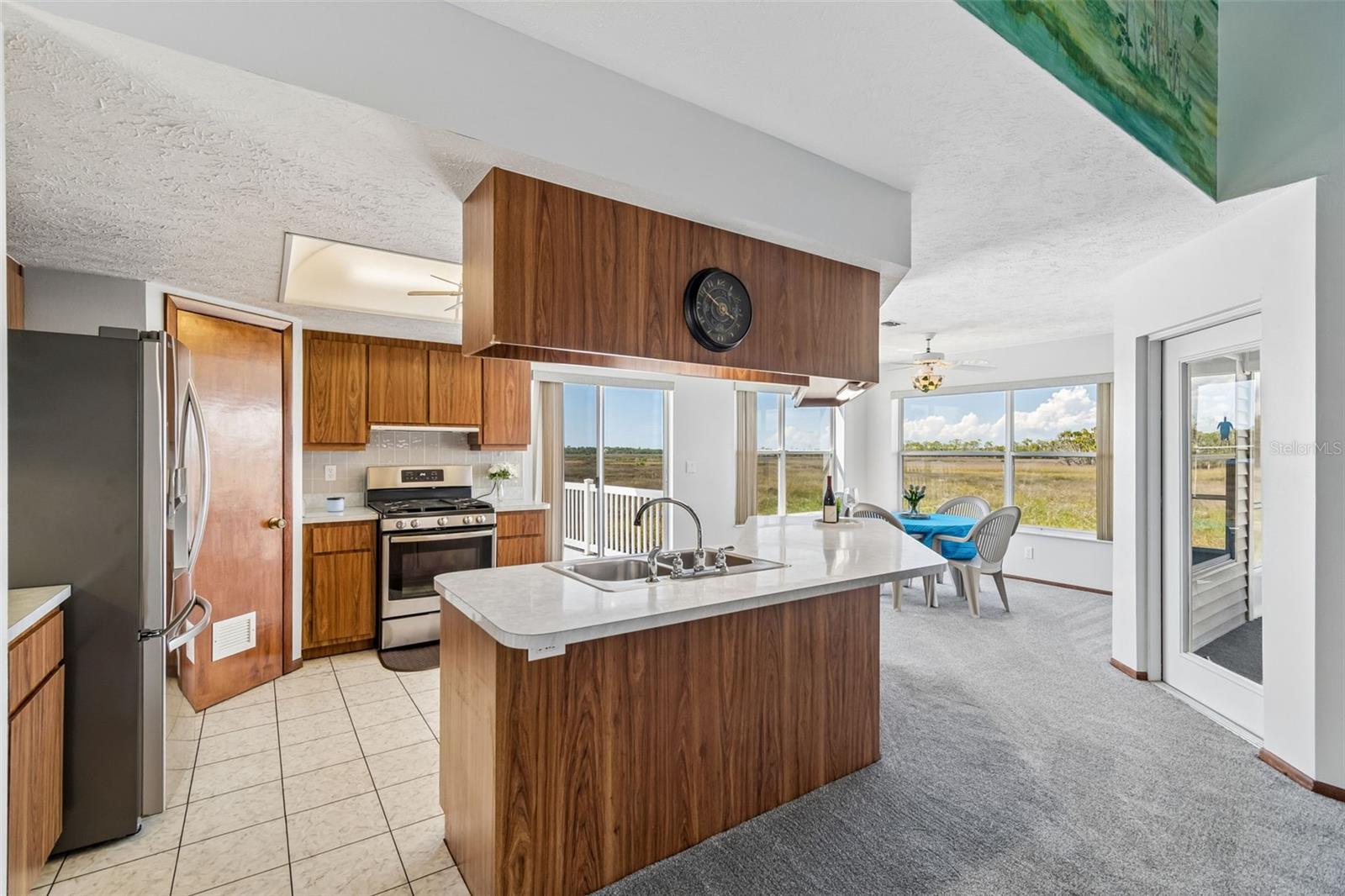 5247 Tropical Pt Property Photo 24