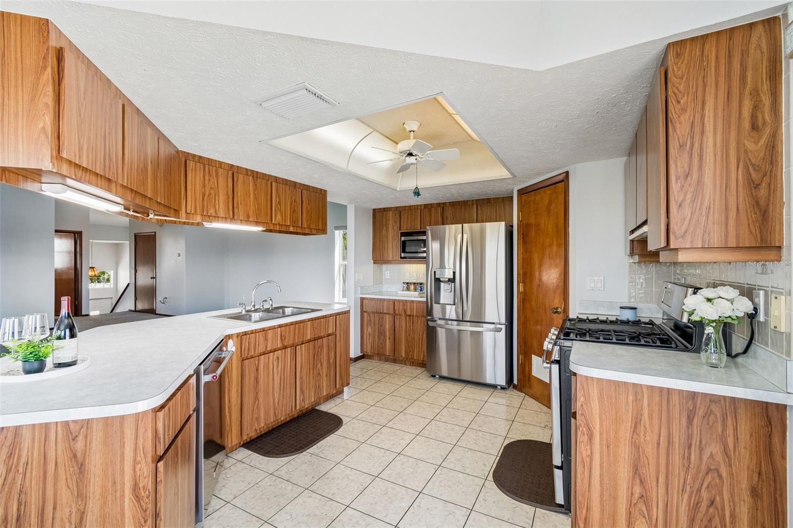 5247 Tropical Pt Property Photo 30