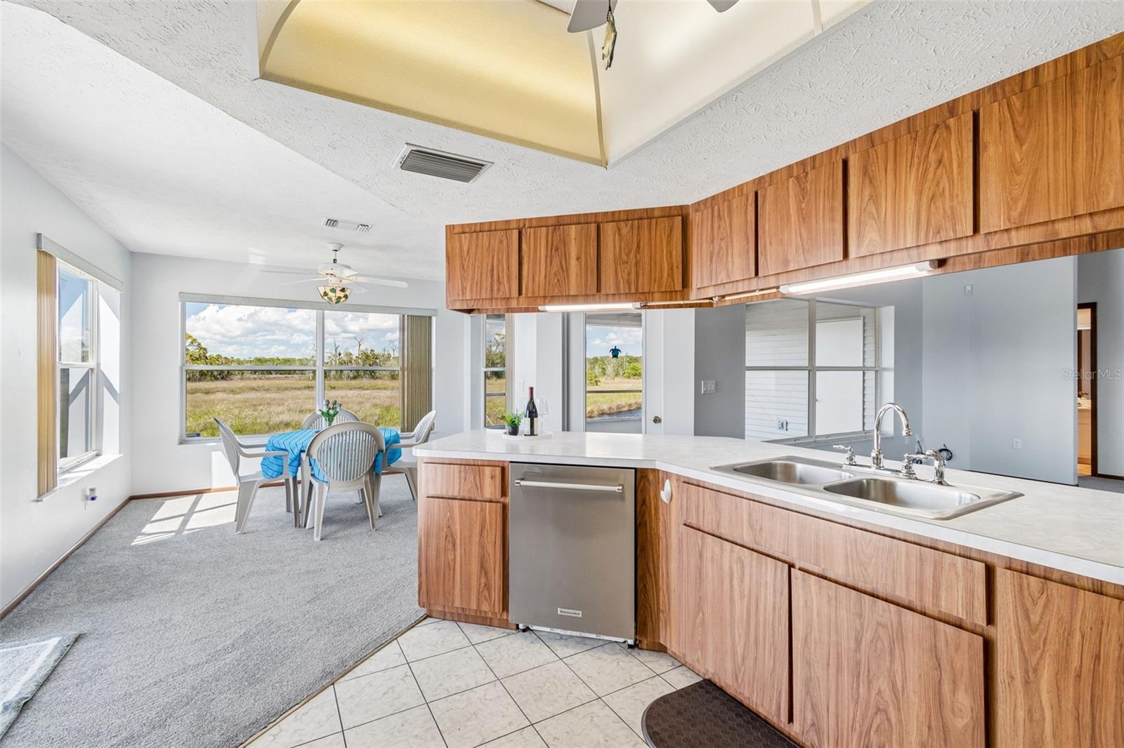5247 Tropical Pt Property Photo 32