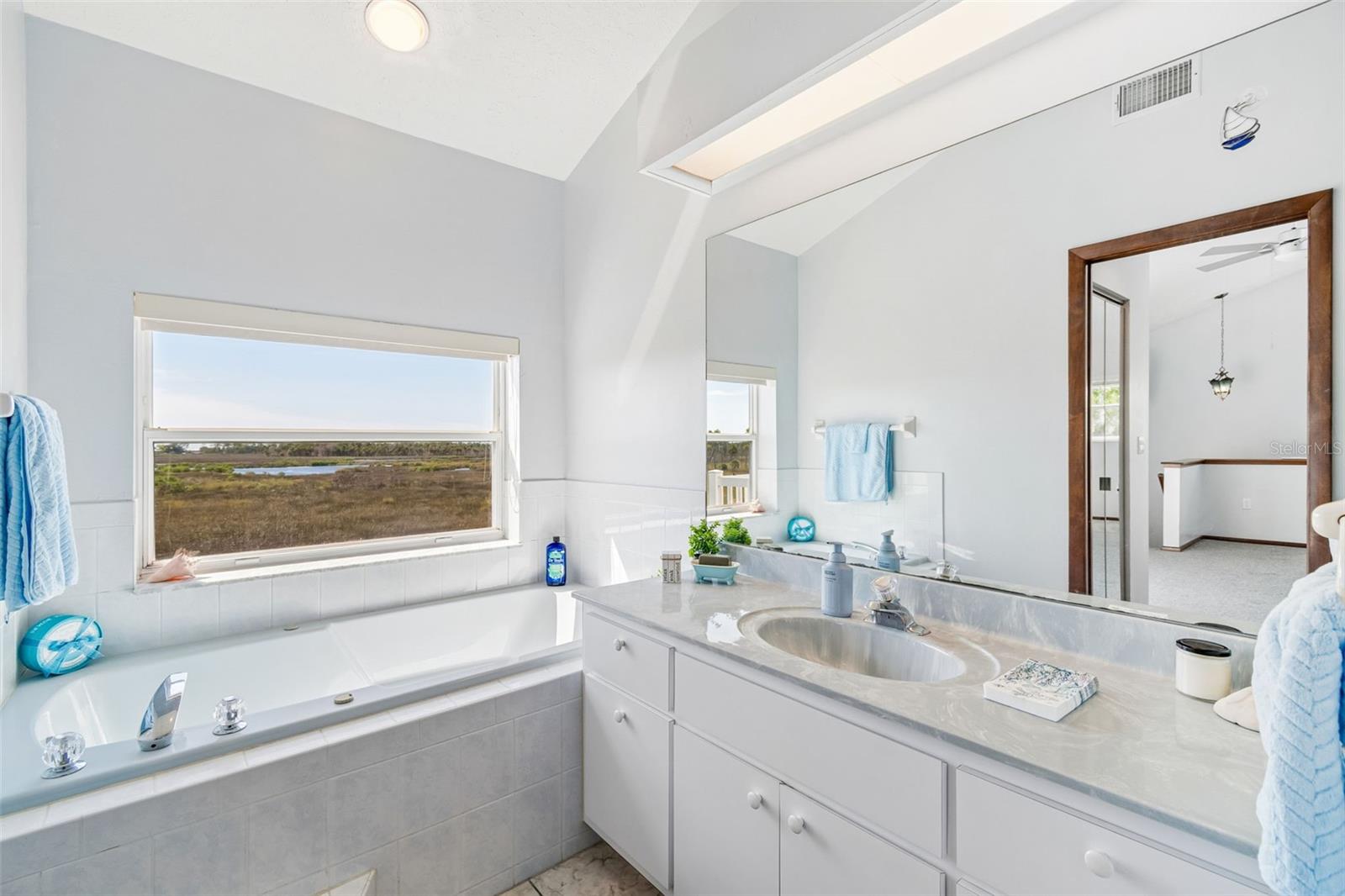 5247 Tropical Pt Property Photo 64