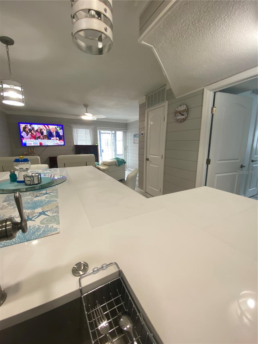 230 Medallion Blvd #d Property Photo 13