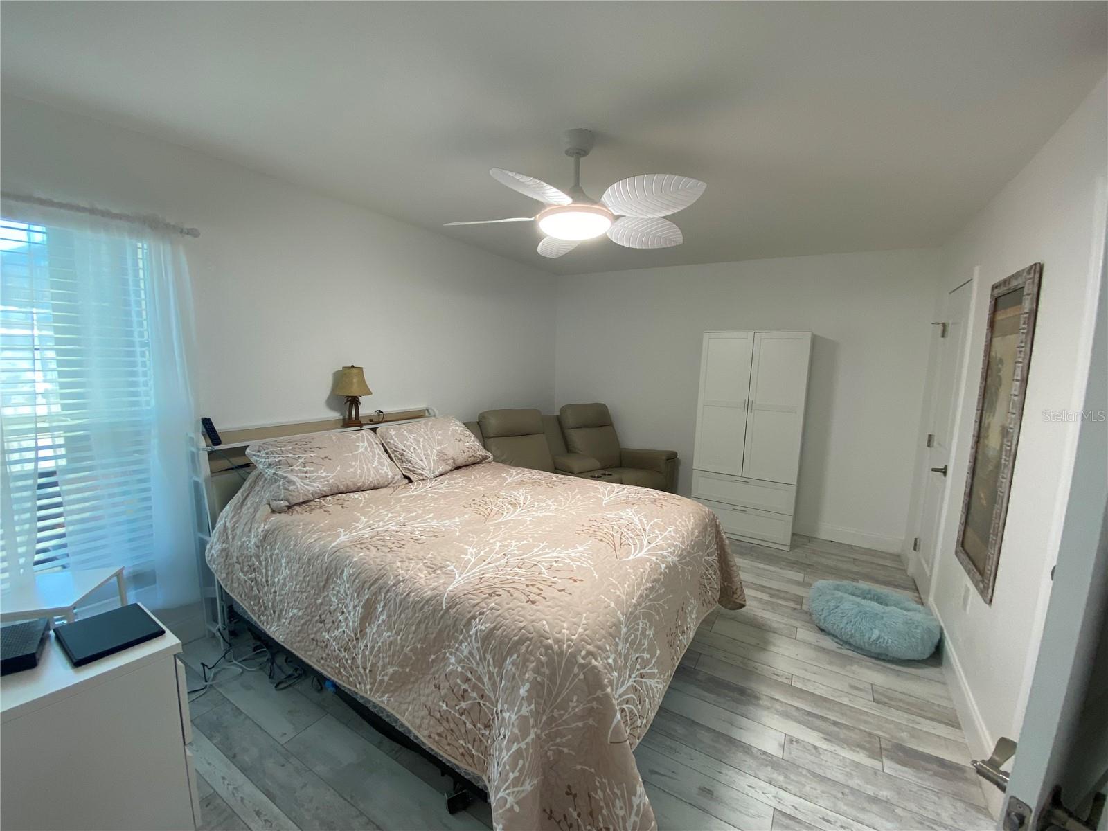230 Medallion Blvd #d Property Photo 15