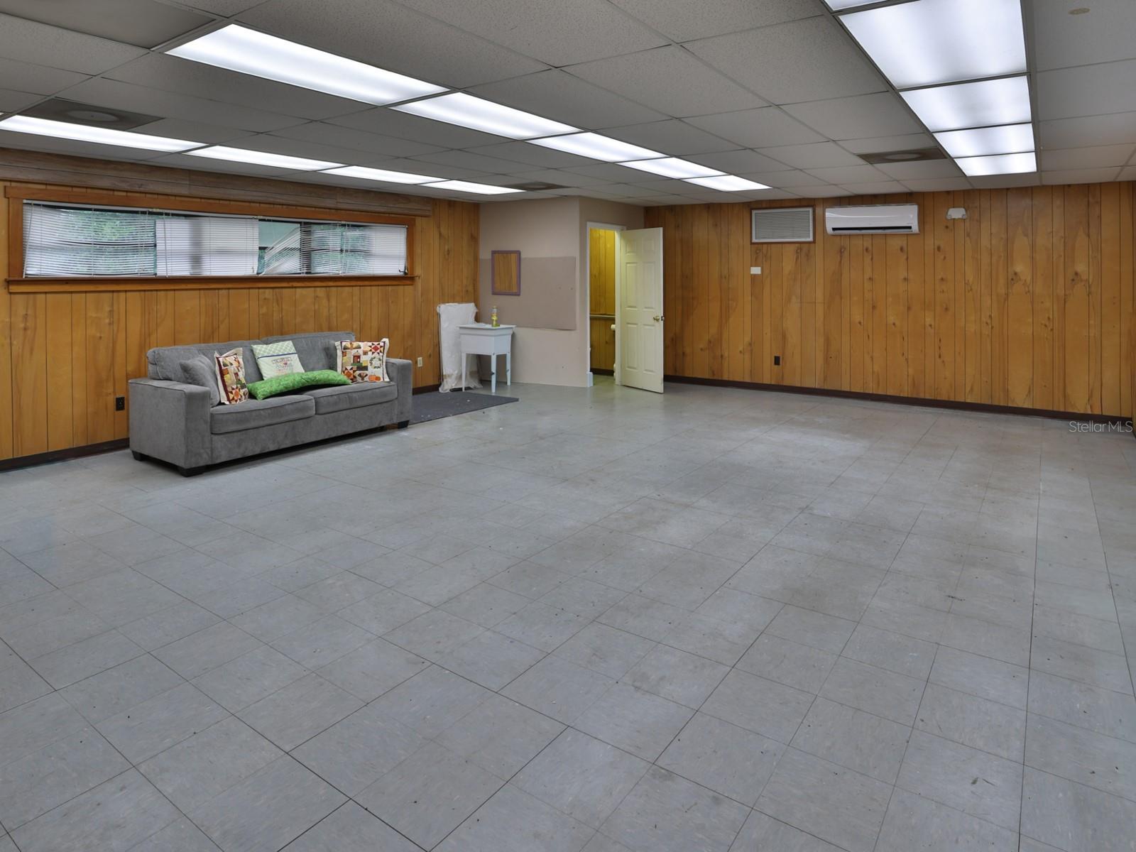 3016 N Maryland Ave Property Photo 35