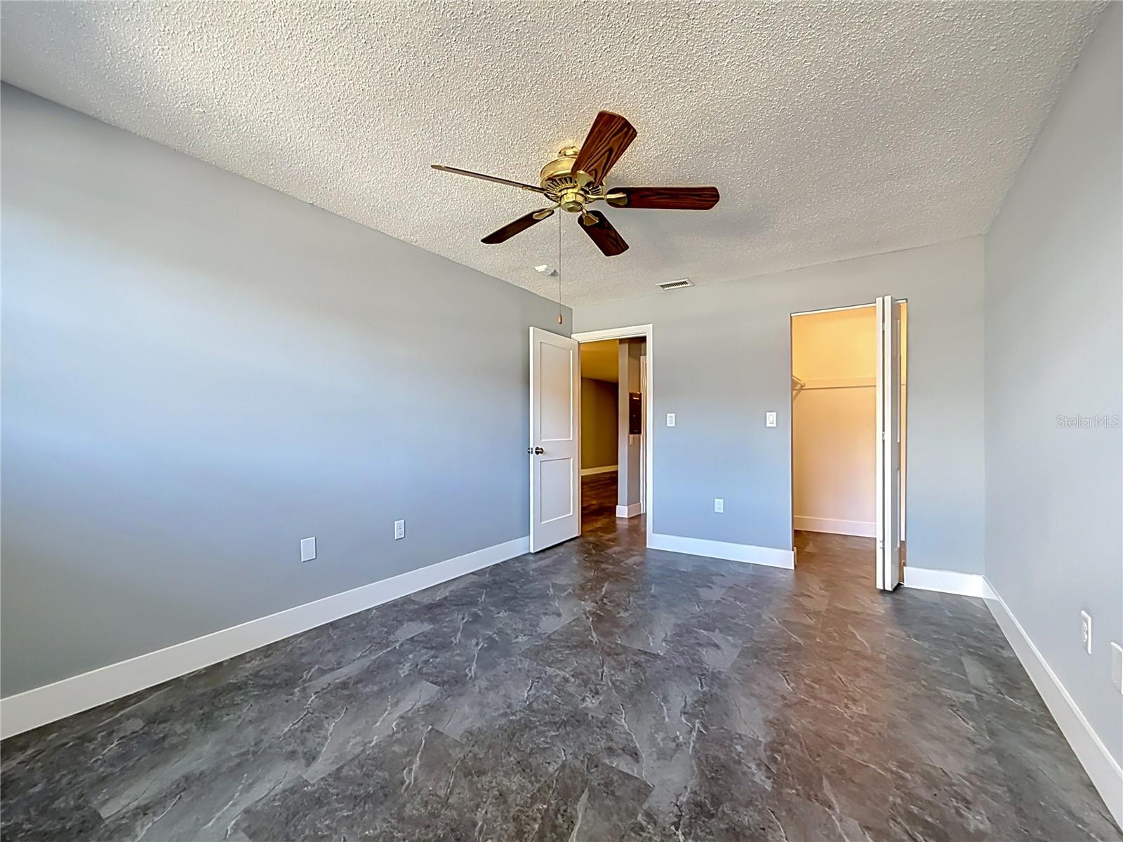 3018 59th St S #102 Property Photo 29