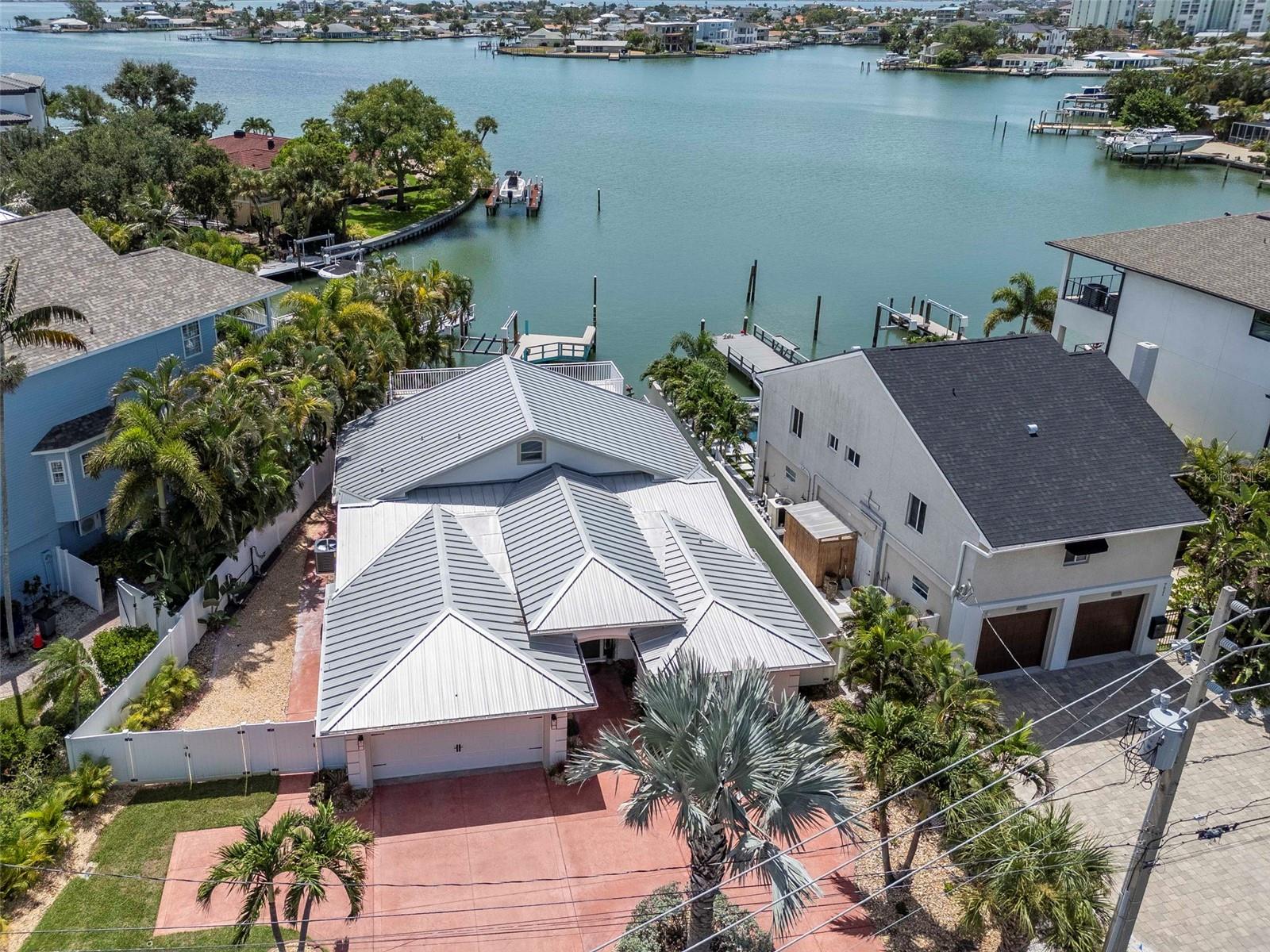 7025 Boca Ciega Dr Property Photo 1