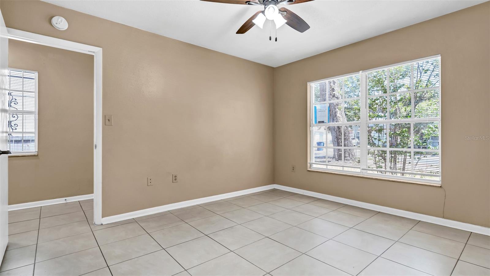 2610 E Lake Ave Property Photo 15