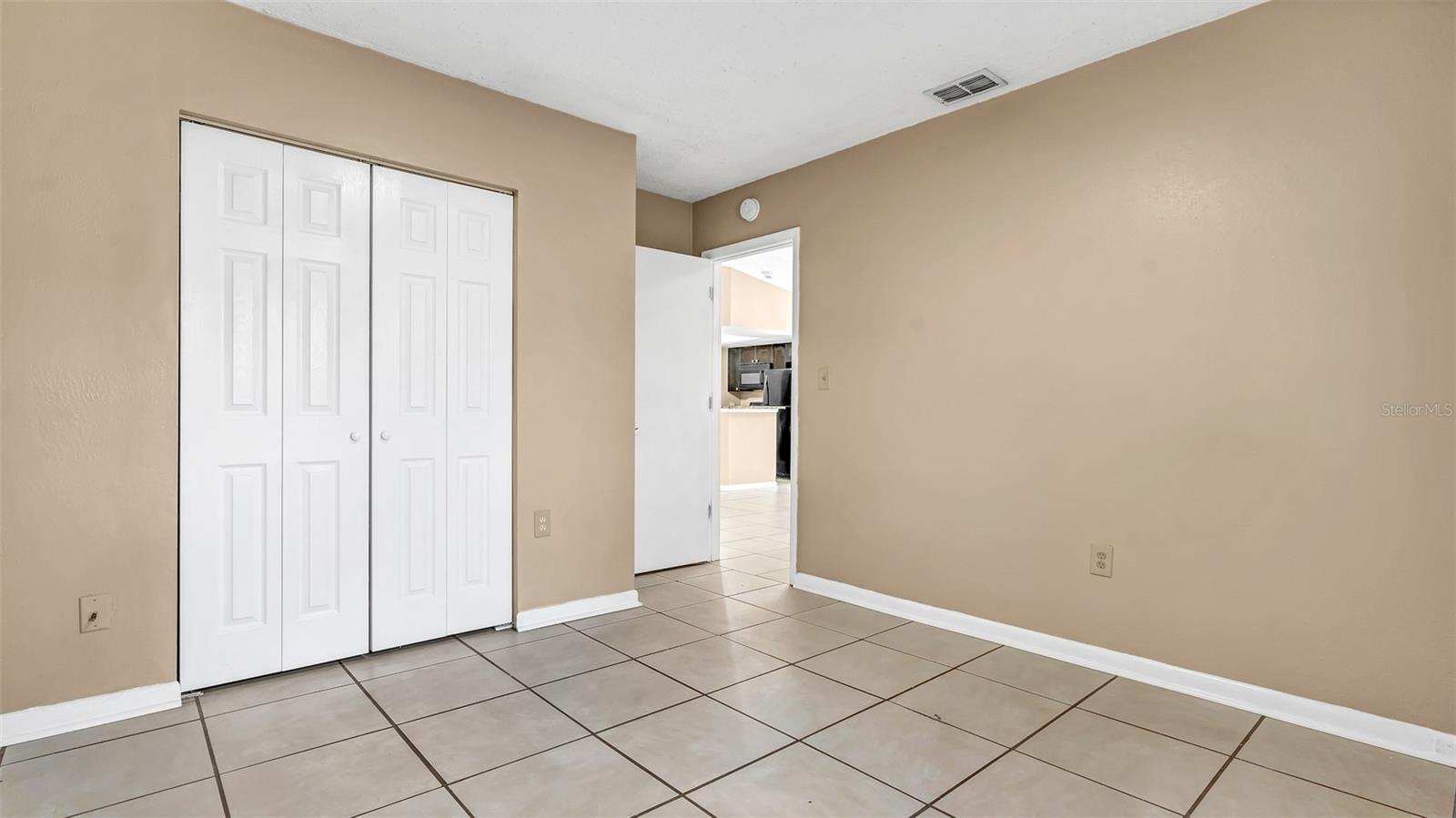 2610 E Lake Ave Property Photo 23