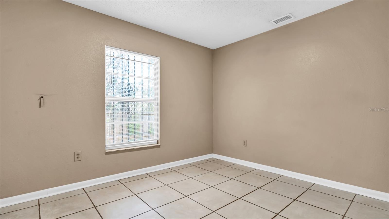 2610 E Lake Ave Property Photo 26
