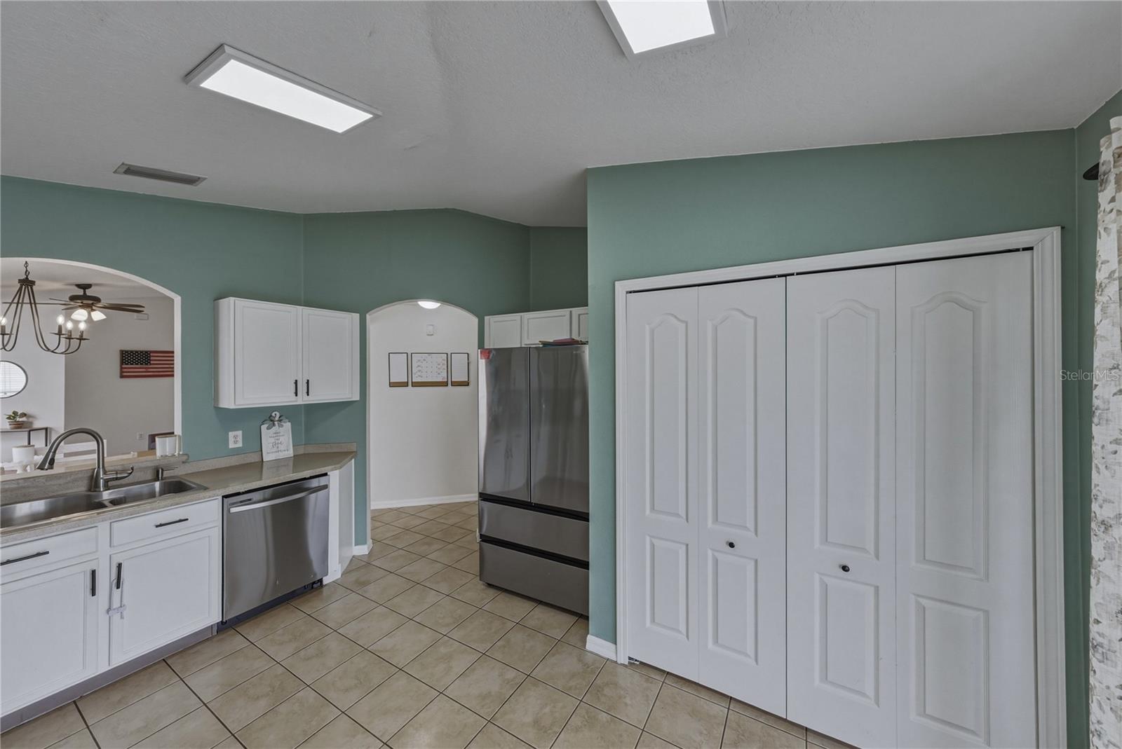 8160 Canterbury Lake Blvd Property Photo 21