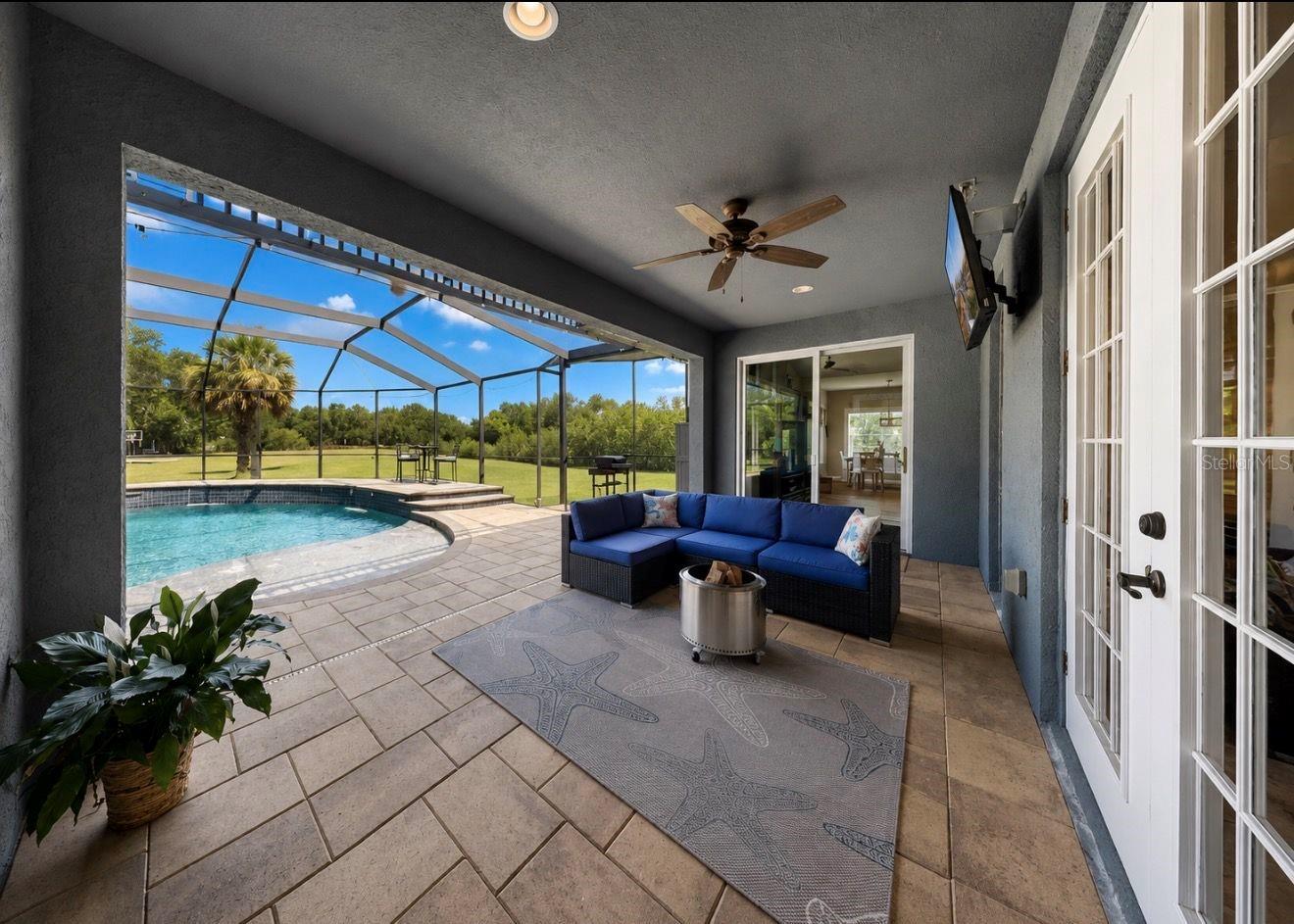 10619 Lithia Estates Dr Property Photo 36