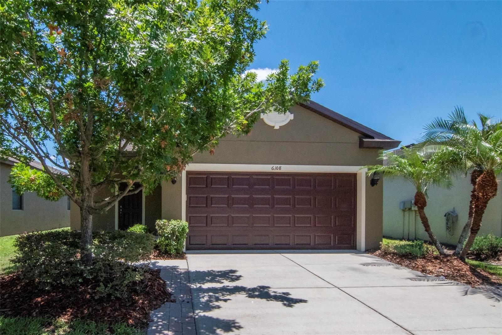 6108 MAGNOLIA PARK BLVD Property Photo 1