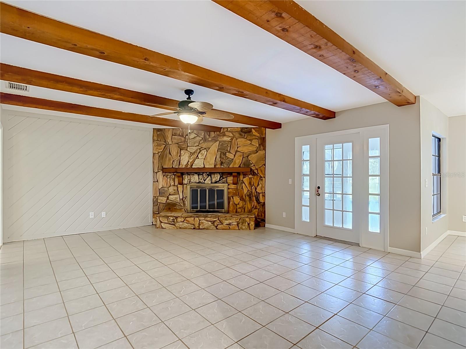 12721 N Armenia Ave Property Photo 21