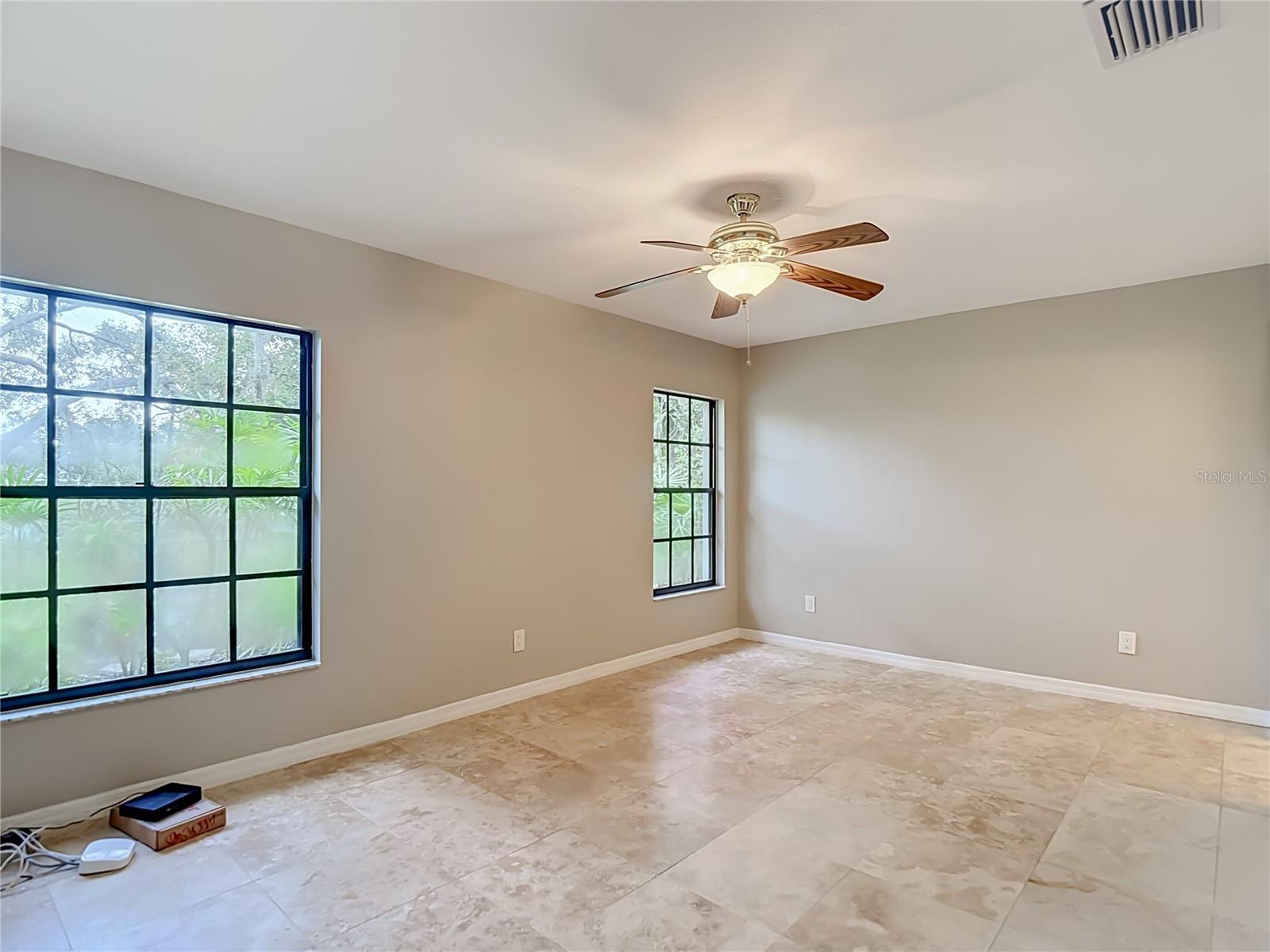 12721 N Armenia Ave Property Photo 38