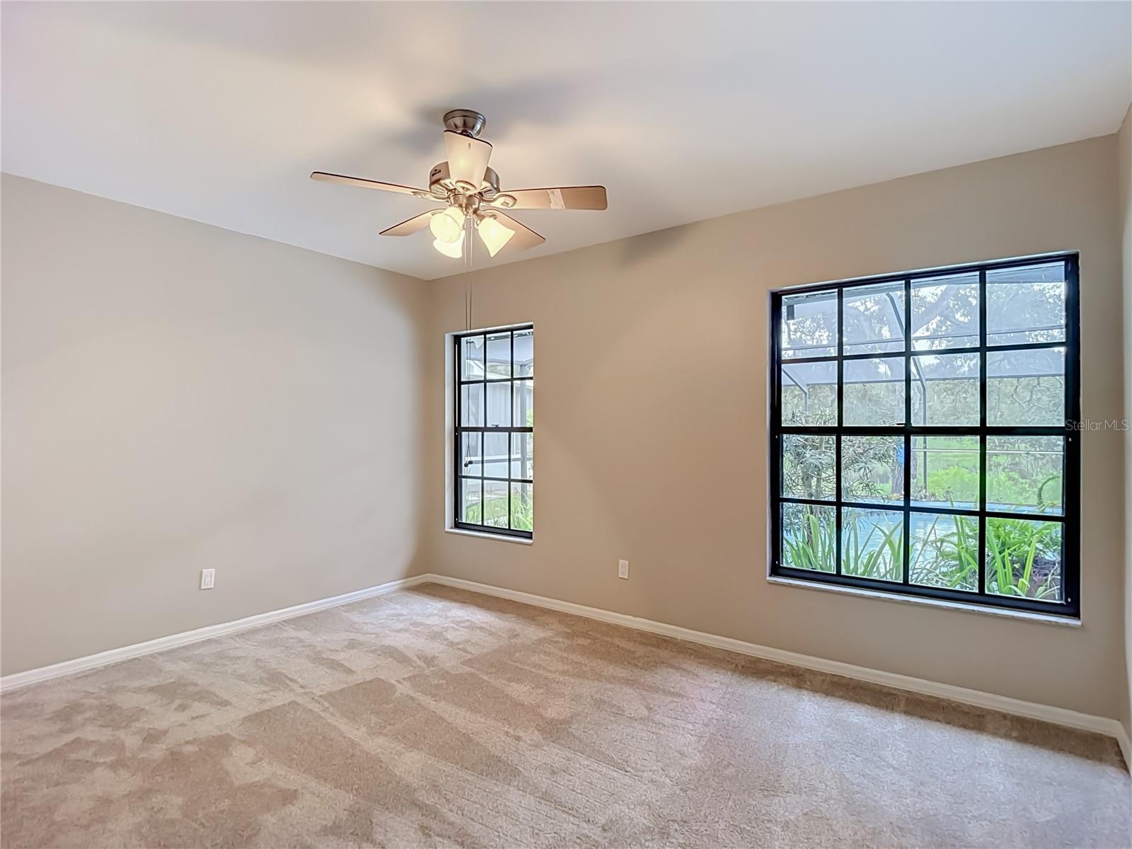 12721 N Armenia Ave Property Photo 49