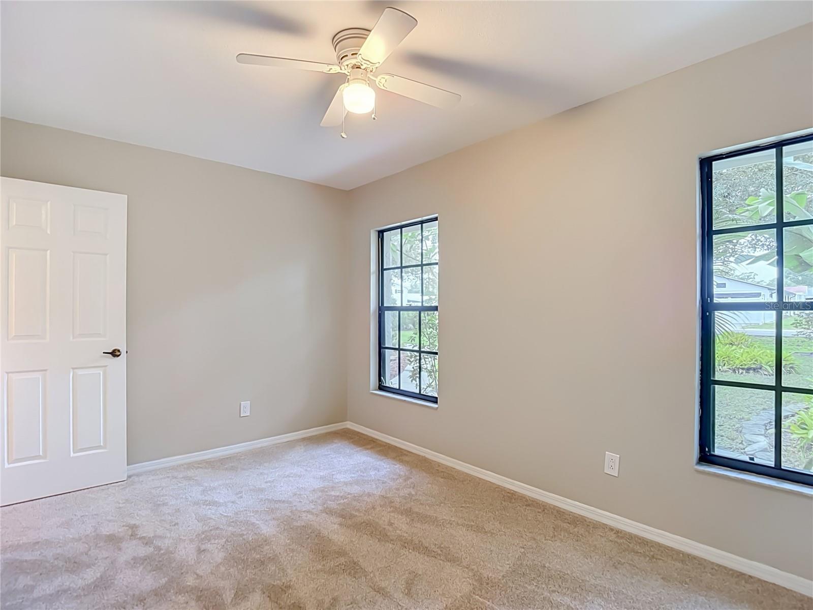 12721 N Armenia Ave Property Photo 50