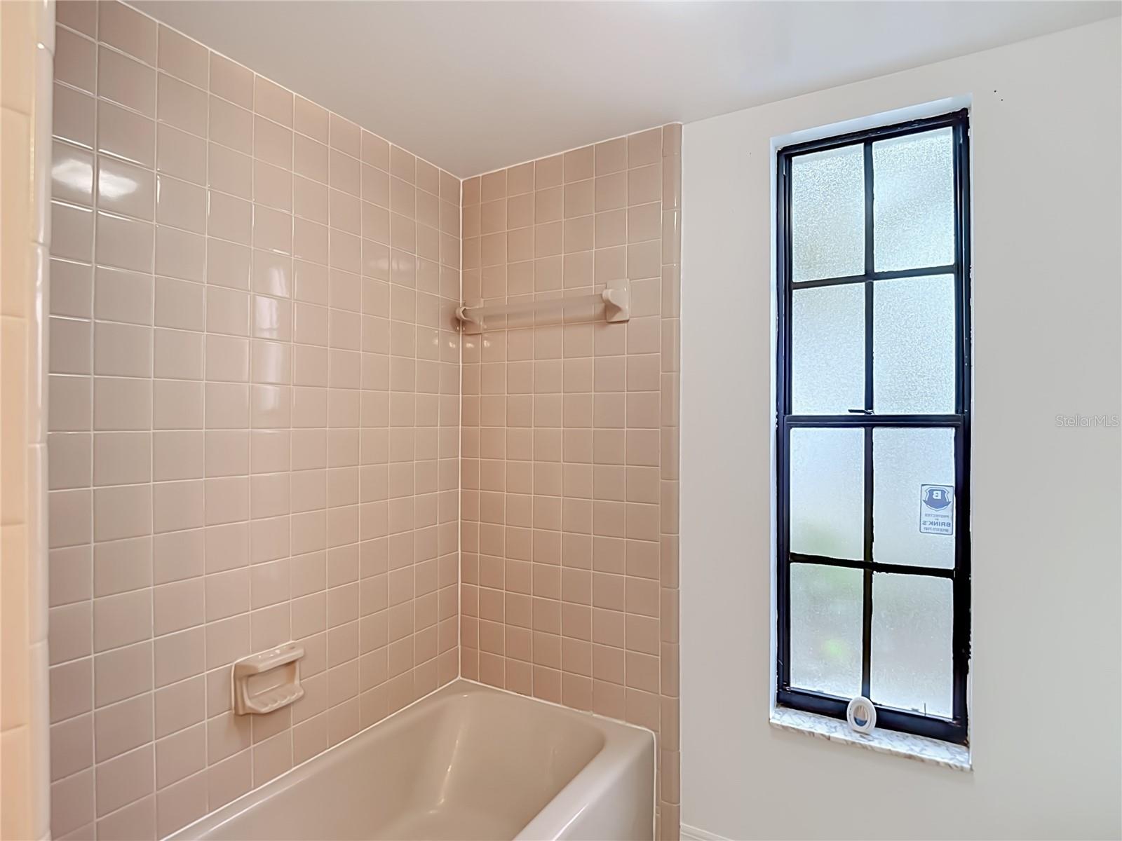 12721 N Armenia Ave Property Photo 53