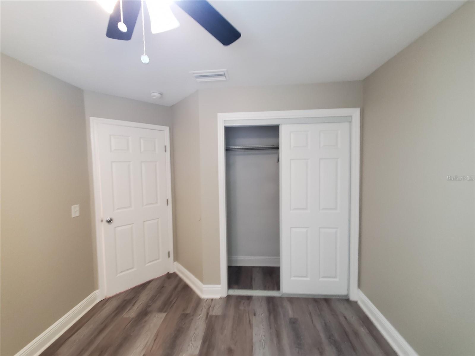 107 W Clay Ave #4 Property Photo 10