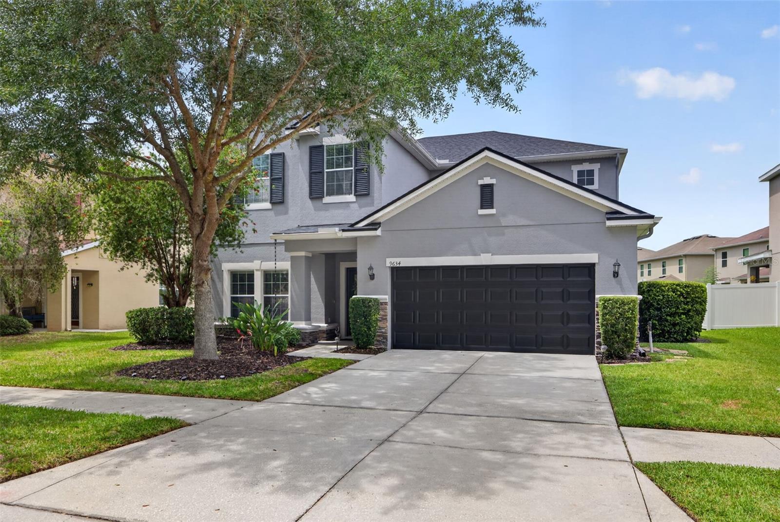 9634 OAK GLADE AVE