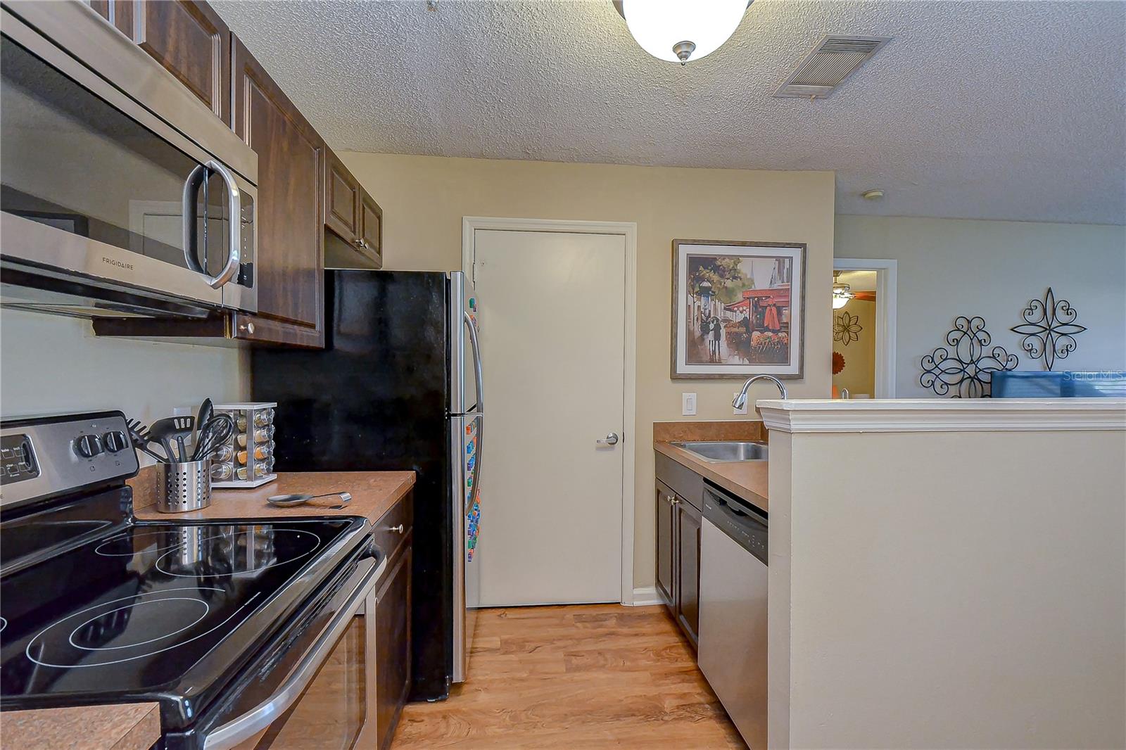 11901 4th St N #4206 Property Photo 7