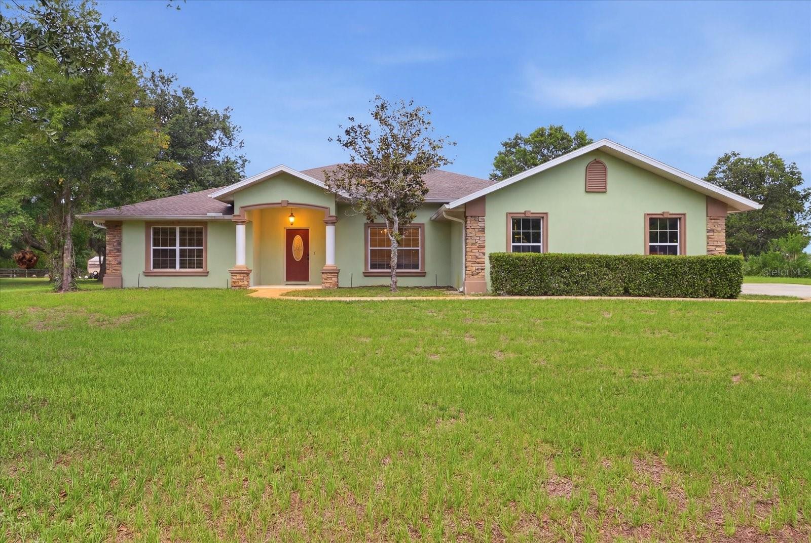 6347 N Myaka Ave Property Photo 1